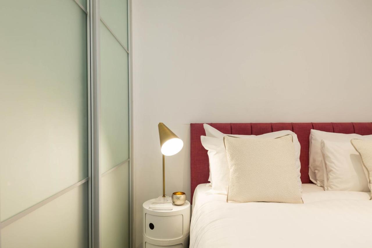 Urban Chic - Rathbone Apartment London Bagian luar foto