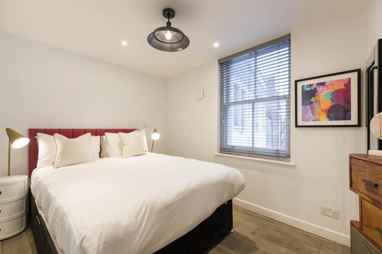 Urban Chic - Rathbone Apartment London Bagian luar foto