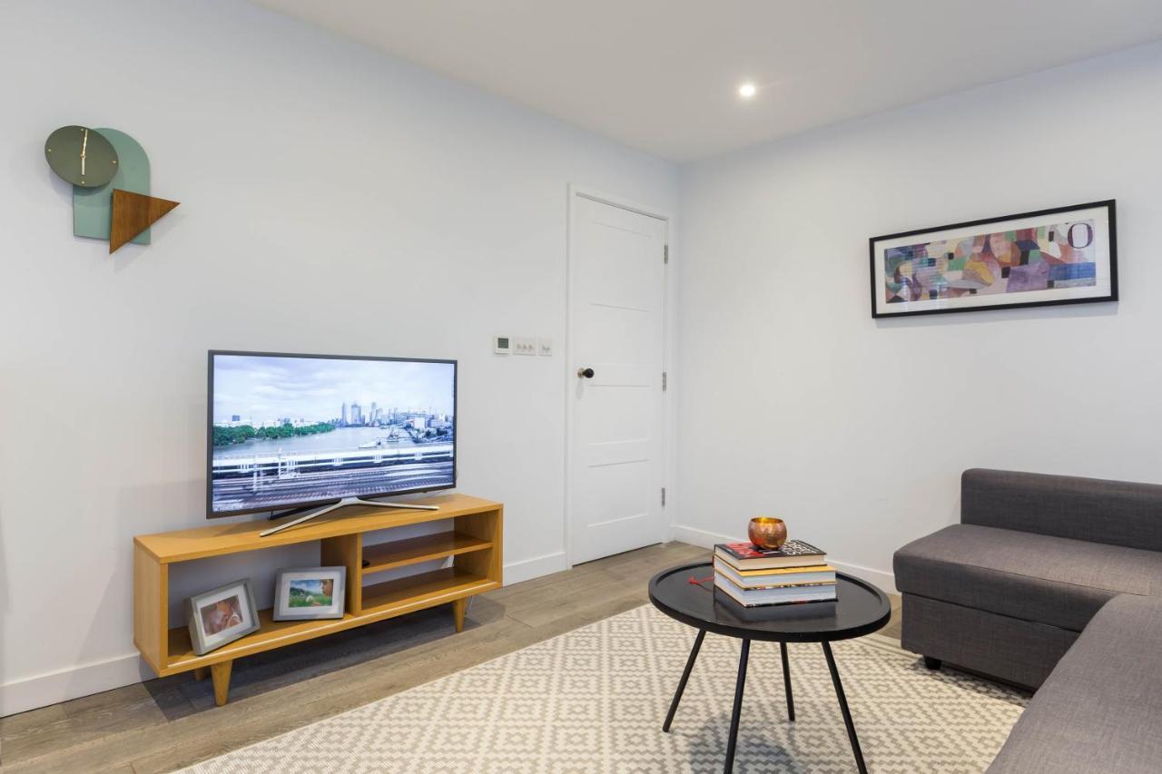 Urban Chic - Rathbone Apartment London Bagian luar foto