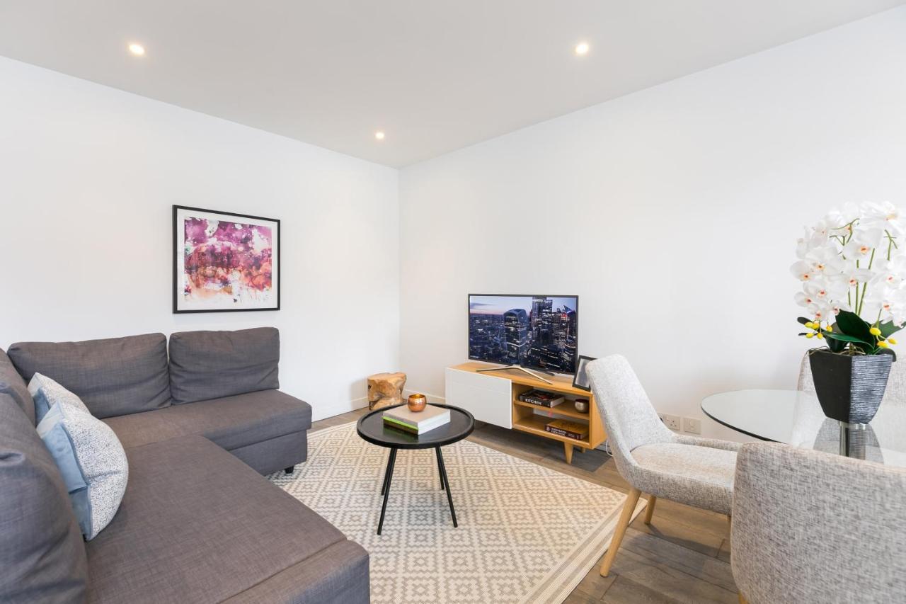 Urban Chic - Rathbone Apartment London Bagian luar foto