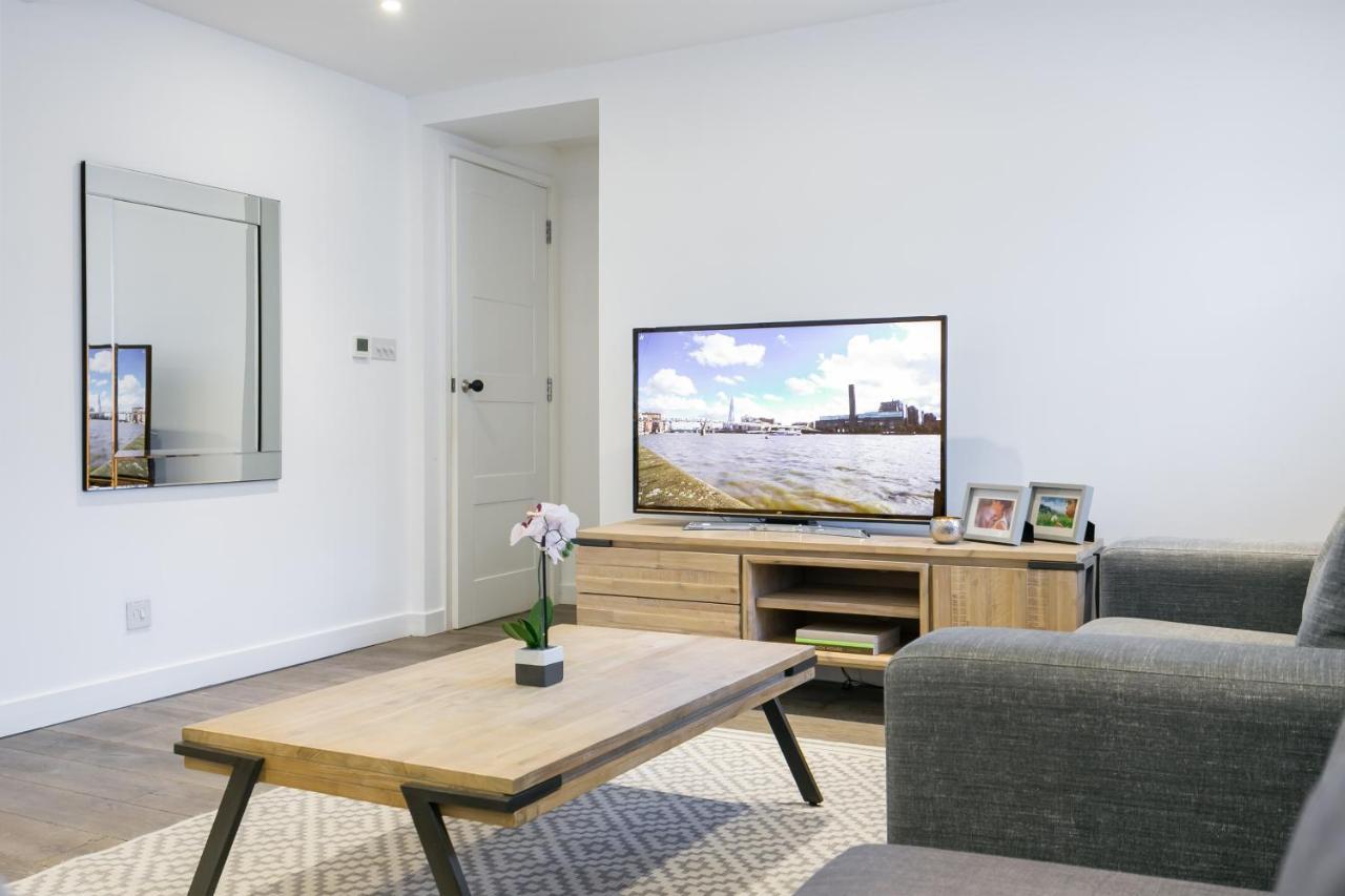 Urban Chic - Rathbone Apartment London Bagian luar foto
