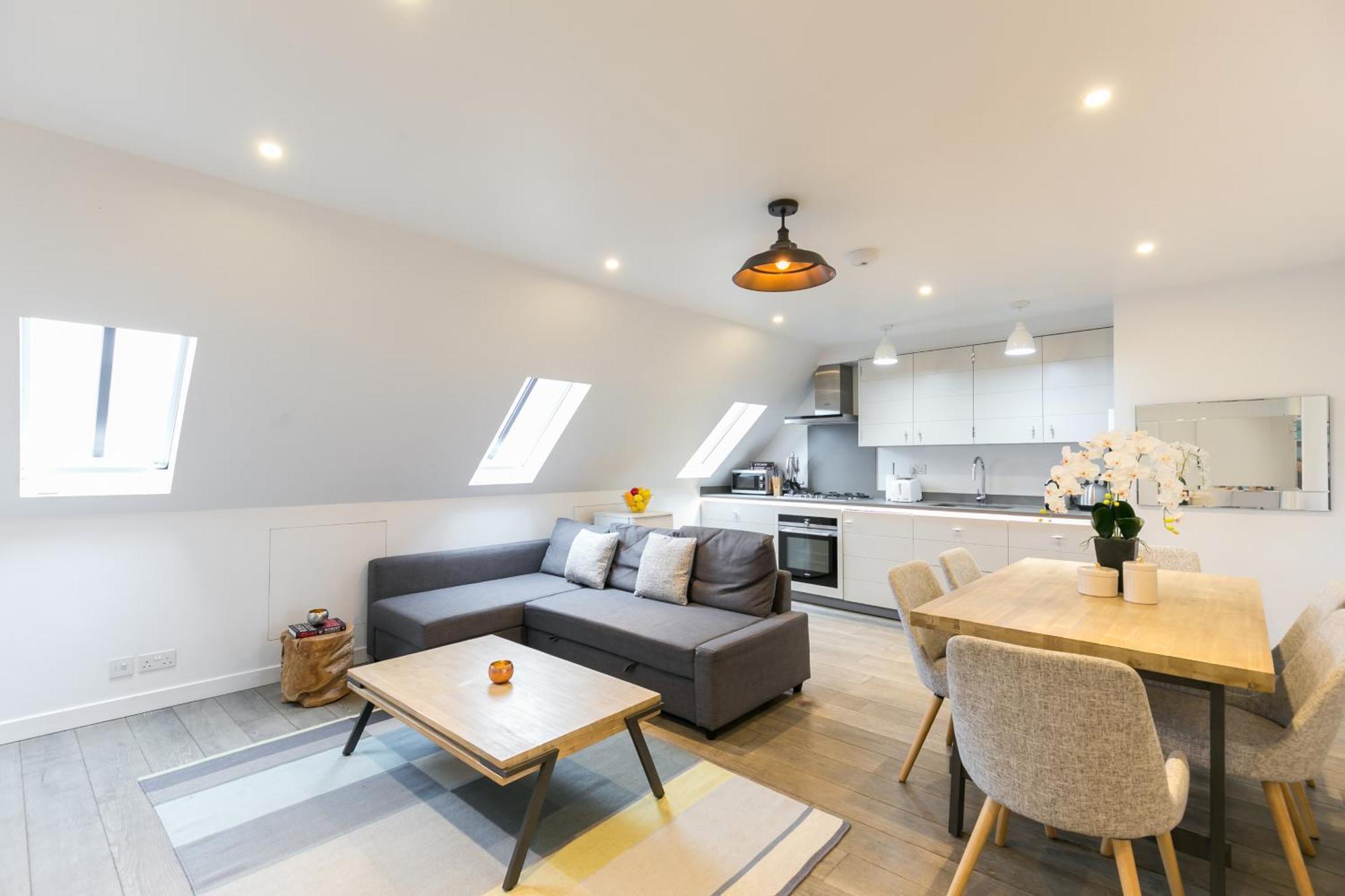 Urban Chic - Rathbone Apartment London Bagian luar foto